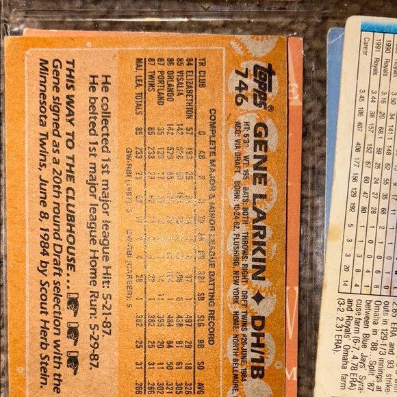 Baseball Trading Card Collection - Picture 14 of 16